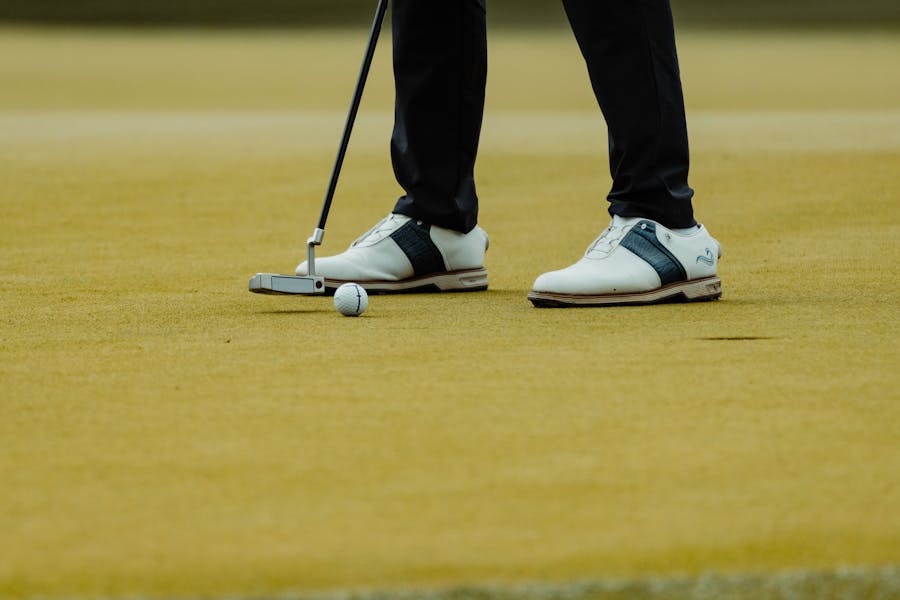 short putt in golf